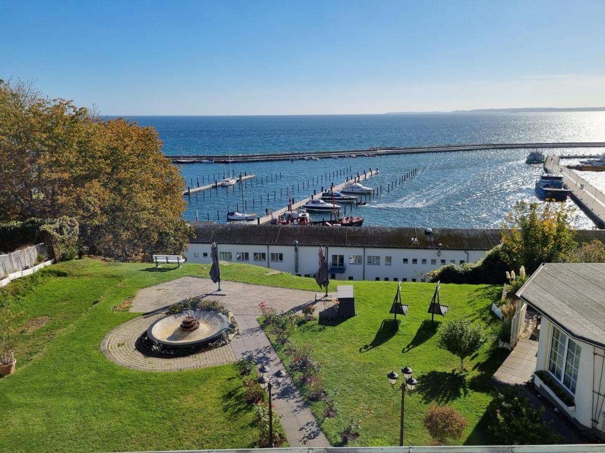 Hotel Waterkant Засниц Экстерьер фото